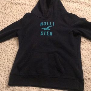Navy Hollister sweat shirt